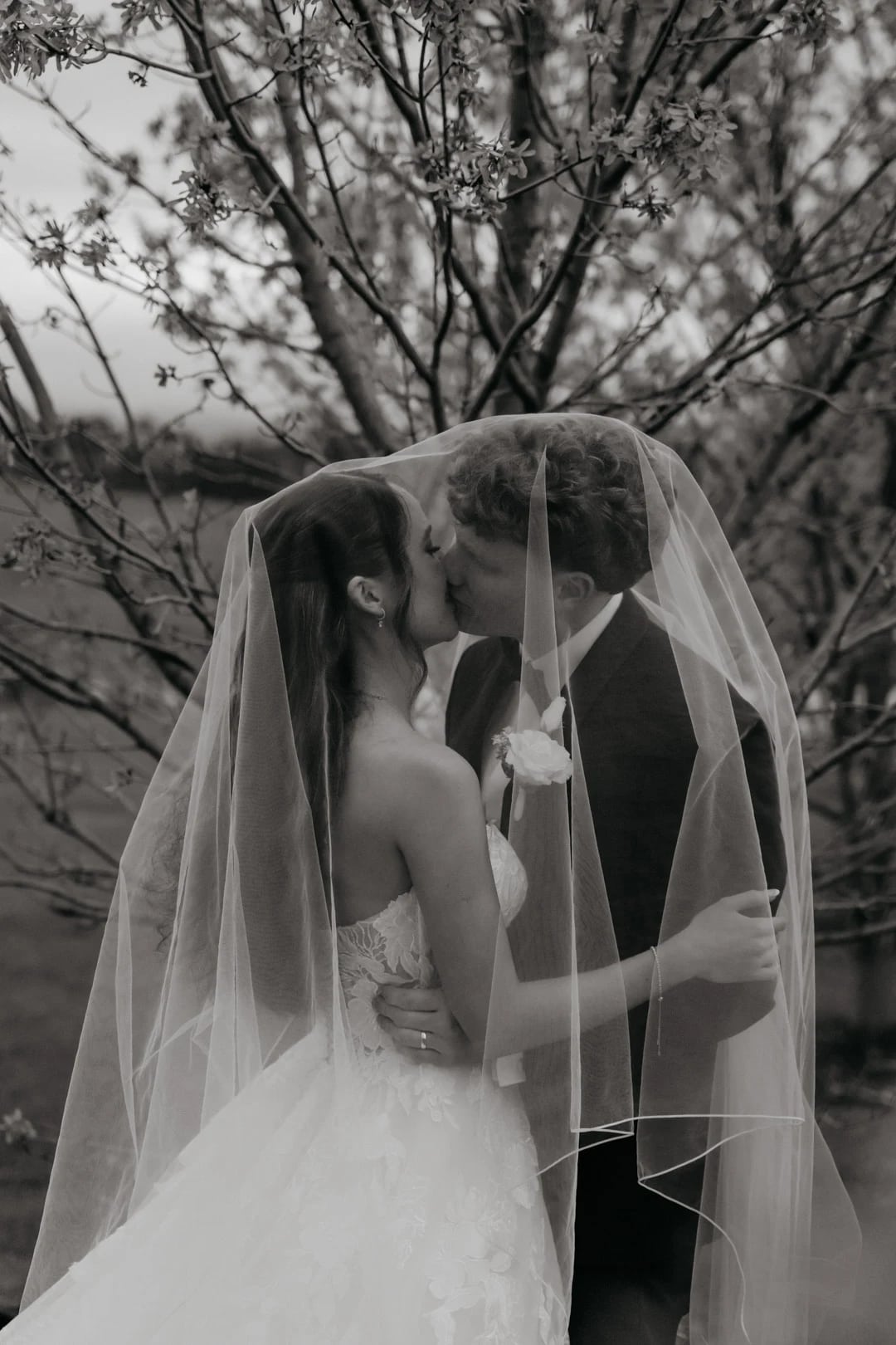 Caleb & Hannah- Photograph 12 by Foxwood Media